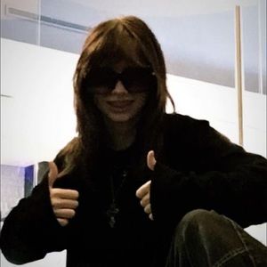 Meet your Posher, Courtney